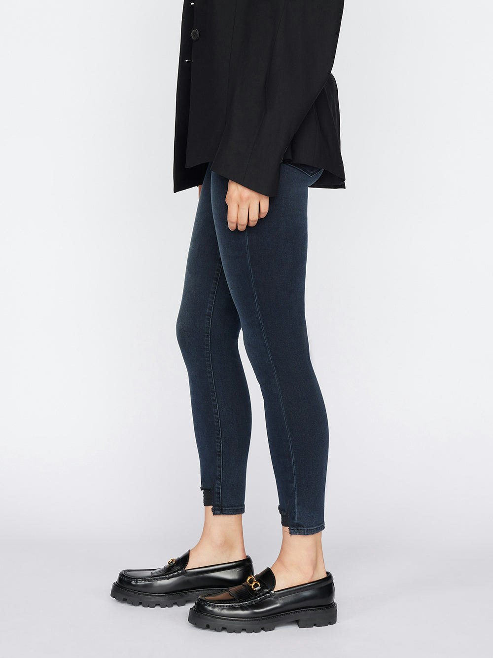 jeans side view alt:fit1